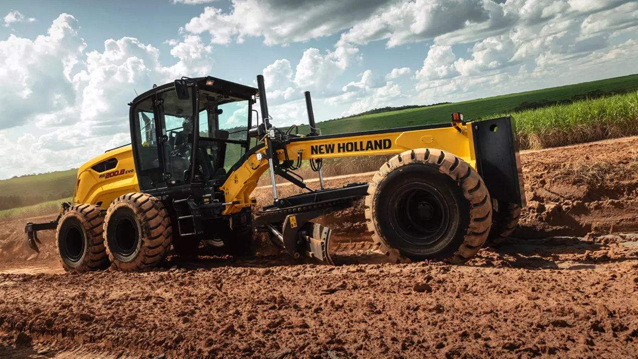 _0025_Motoniveladora New Holland